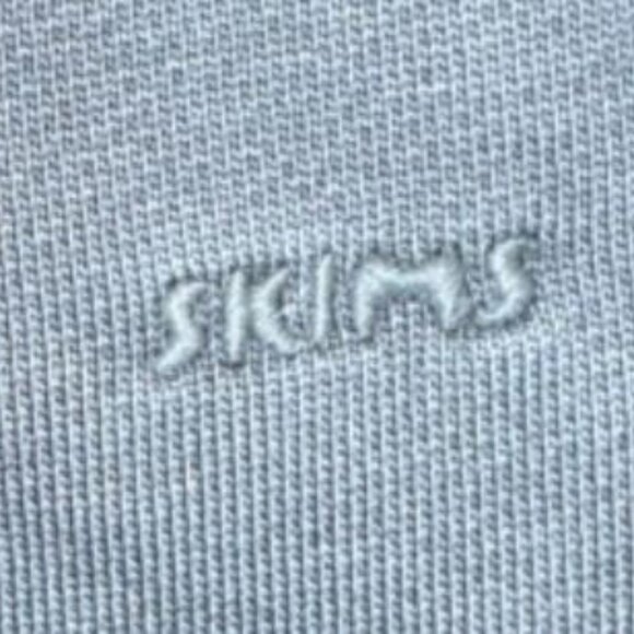 Skims Boyfriend Fleece Baggy Sweatpants - Picture 5 of 7